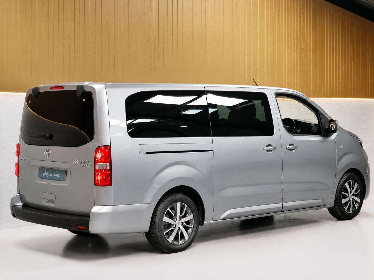 2019 TOYOTA PROACE VERSO 2019 TOYOTA PROACE VERSO