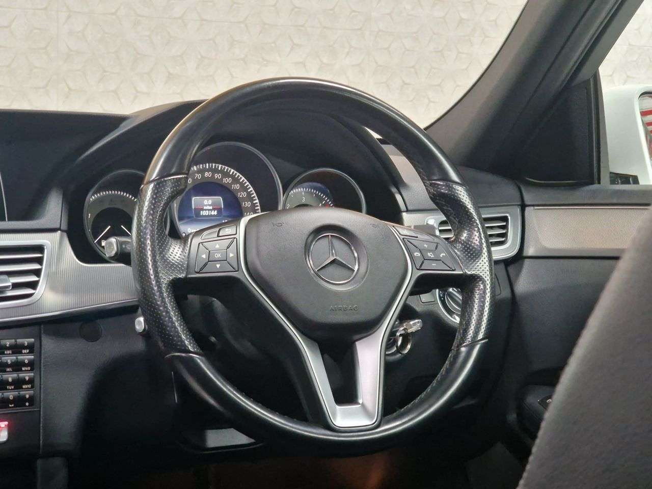 2013 MERCEDES-BENZ E-CLASS 2013 MERCEDES-BENZ E-CLASS