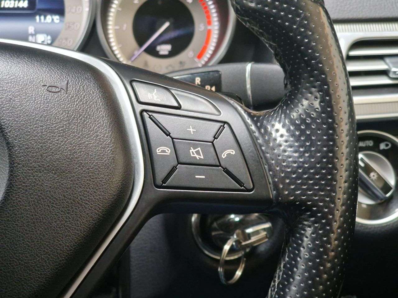 2013 MERCEDES-BENZ E-CLASS 2013 MERCEDES-BENZ E-CLASS