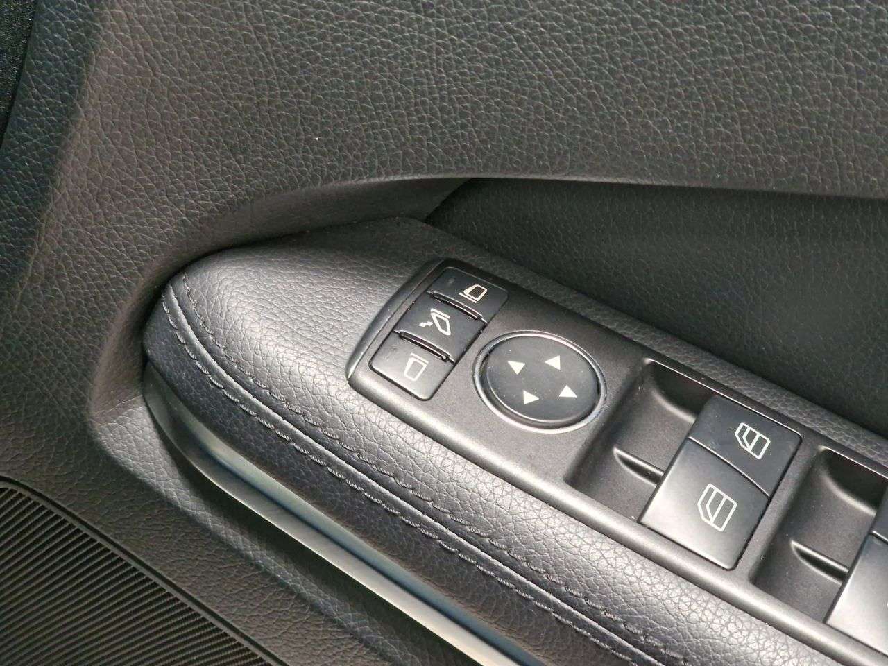 2013 MERCEDES-BENZ E-CLASS 2013 MERCEDES-BENZ E-CLASS