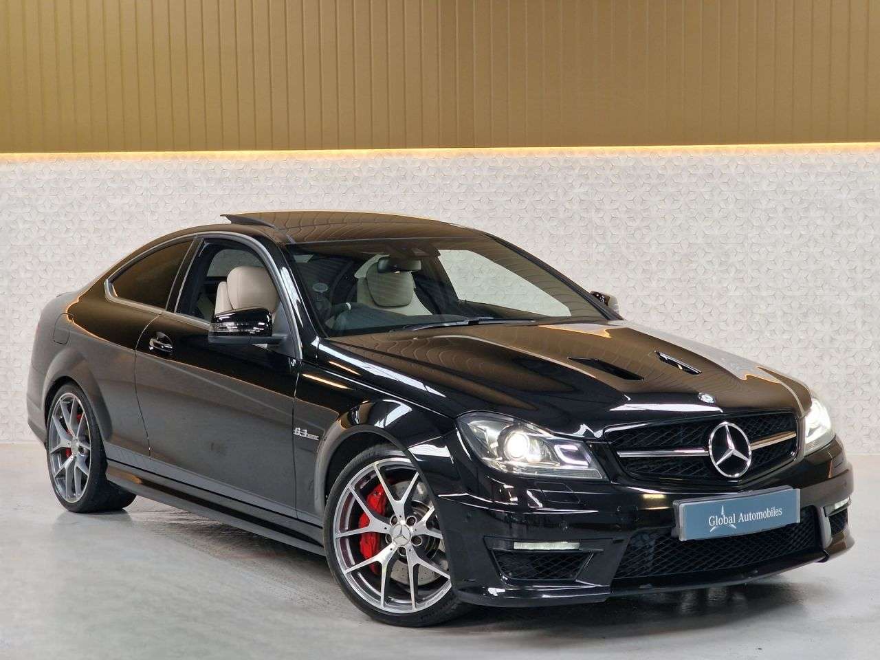A 2013 MERCEDES-BENZ C-CLASS 6.3 C63 V8 AMG Edition 507 Coupe 2dr Petrol SpdS MCT Euro 5 (507 ps) POSSIB A 2013 MERCEDES-BENZ C-CLASS 6.3 C63 V8 AMG Edition 507 Coupe 2dr Petrol SpdS MCT Euro 5 (507 ps) POSSIB
