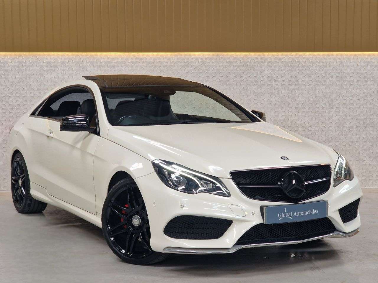 A 2016 MERCEDES-BENZ E-CLASS 3.0 E350d V6 AMG Line Edition Coupe 2dr Diesel G-Tronic+ Euro 6 (s/s) (258 A 2016 MERCEDES-BENZ E-CLASS 3.0 E350d V6 AMG Line Edition Coupe 2dr Diesel G-Tronic+ Euro 6 (s/s) (258