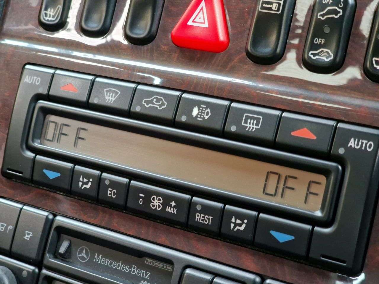 1998 MERCEDES-BENZ E-CLASS 1998 MERCEDES-BENZ E-CLASS