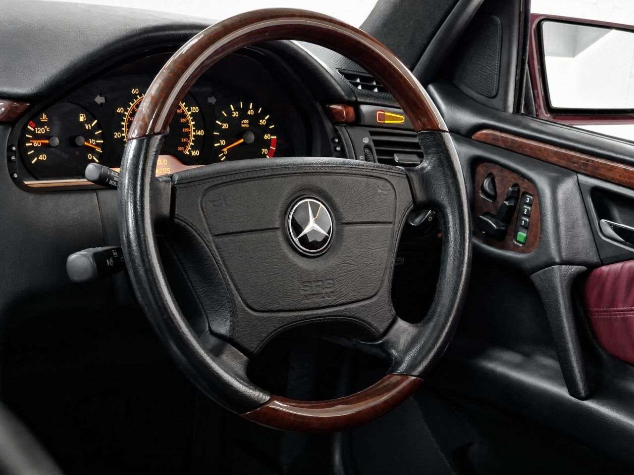 1998 MERCEDES-BENZ E-CLASS 1998 MERCEDES-BENZ E-CLASS