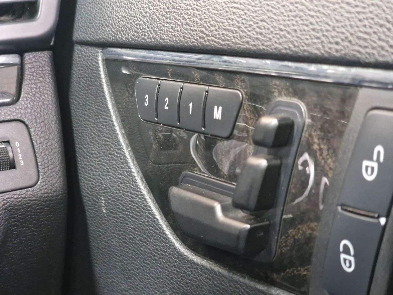 2012 MERCEDES-BENZ E-CLASS 2012 MERCEDES-BENZ E-CLASS