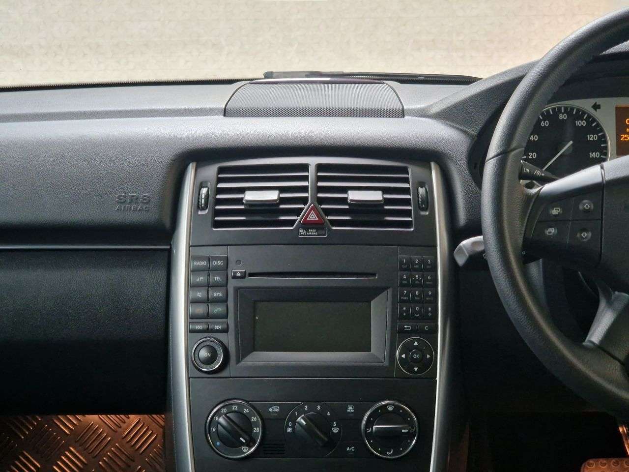 2011 MERCEDES-BENZ B-CLASS 2011 MERCEDES-BENZ B-CLASS