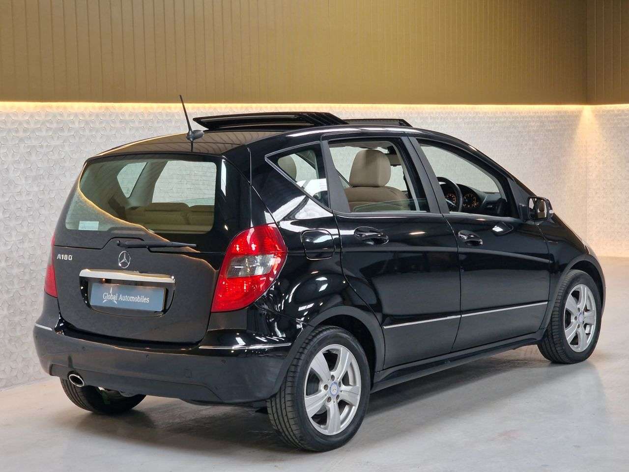 2010 MERCEDES-BENZ A-CLASS 2010 MERCEDES-BENZ A-CLASS