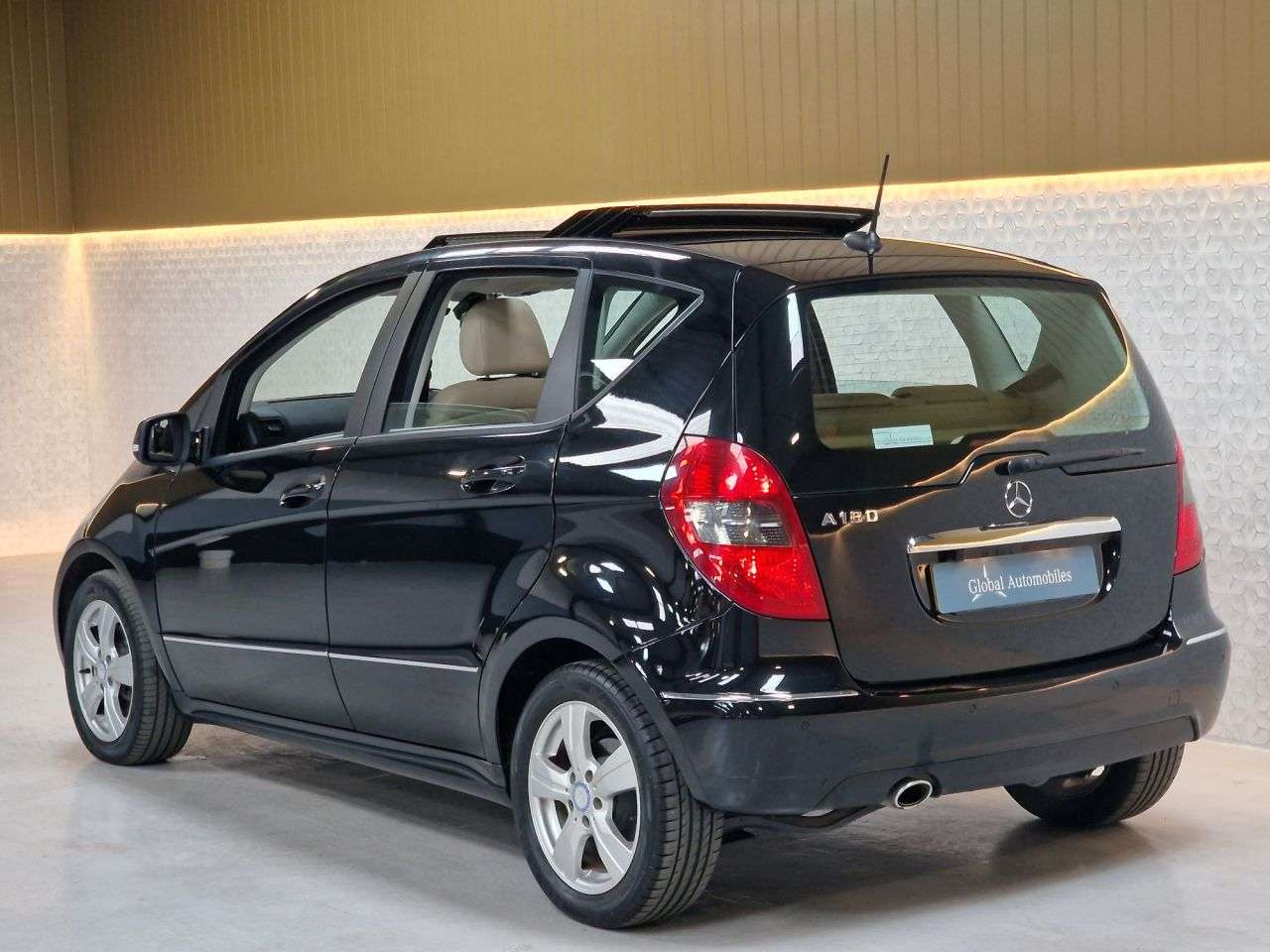 2010 MERCEDES-BENZ A-CLASS 2010 MERCEDES-BENZ A-CLASS
