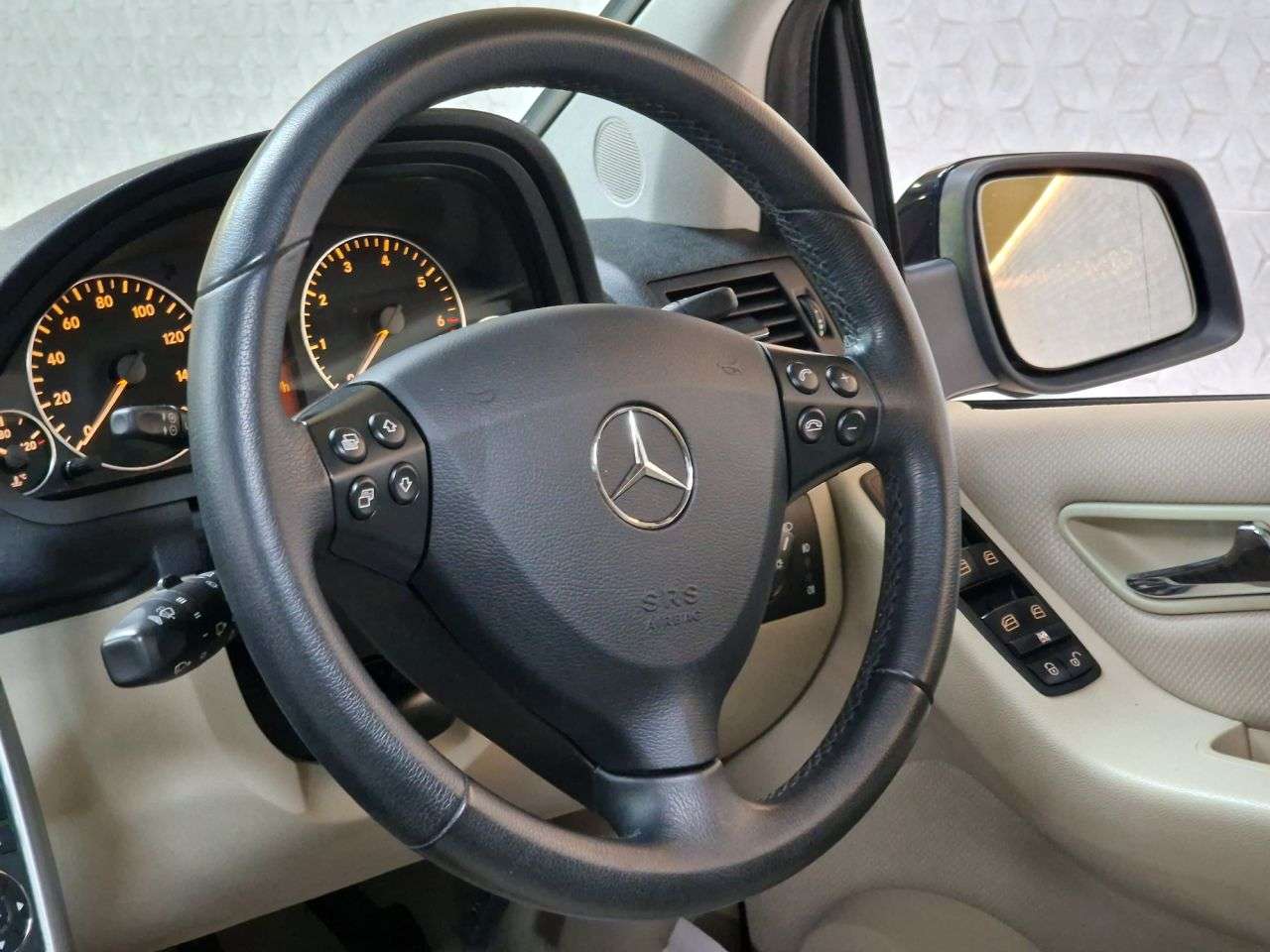 2010 MERCEDES-BENZ A-CLASS 2010 MERCEDES-BENZ A-CLASS
