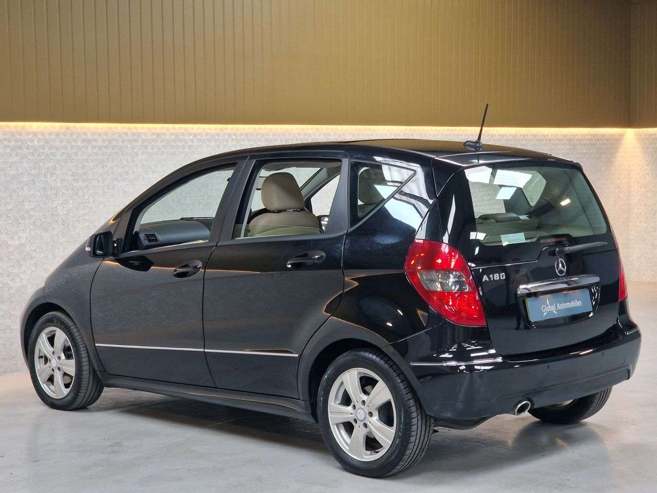 2010 MERCEDES-BENZ A-CLASS 2010 MERCEDES-BENZ A-CLASS