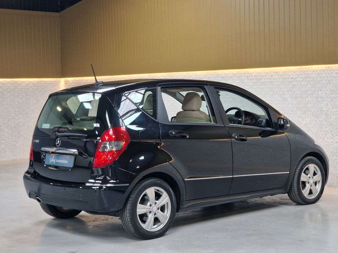 2010 MERCEDES-BENZ A-CLASS 2010 MERCEDES-BENZ A-CLASS