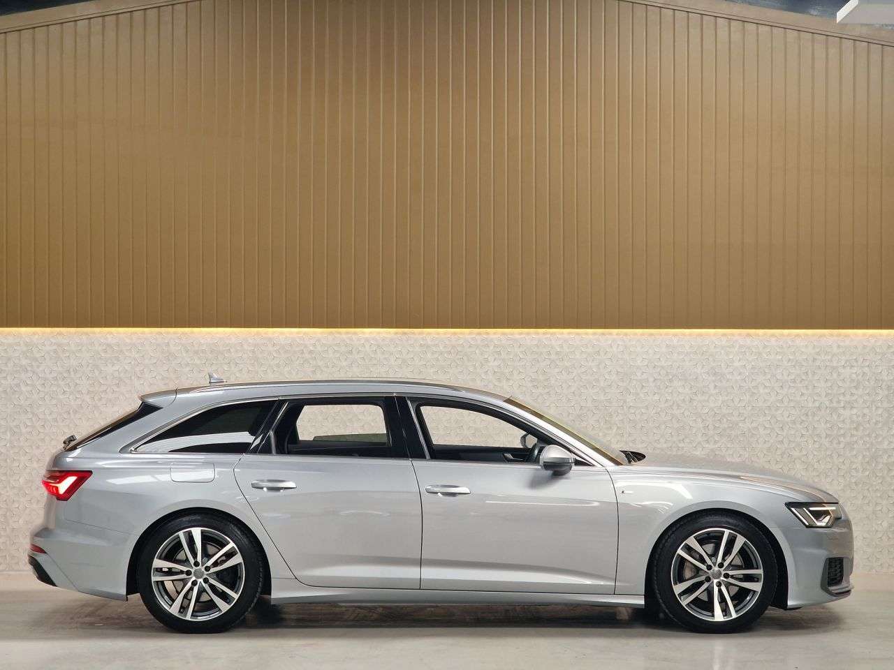 2019 AUDI A6 AVANT 2019 AUDI A6 AVANT