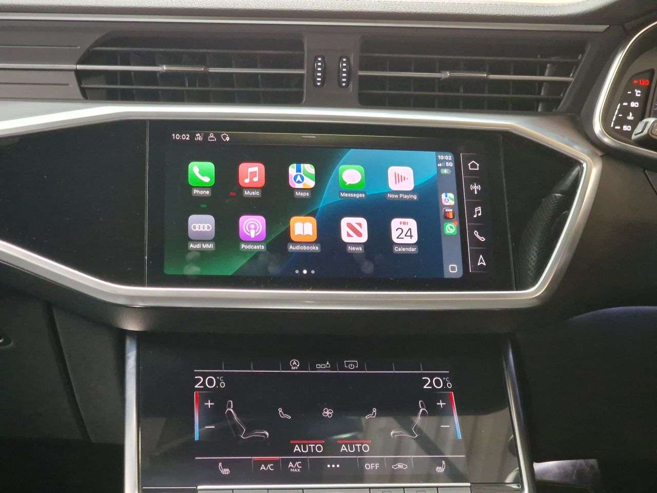 A 2019 AUDI A6 AVANT 2.0 TFSI 45 S line Estate 5dr Petrol S Tronic quattro Euro 6 (s/s) (245 ps) A 2019 AUDI A6 AVANT 2.0 TFSI 45 S line Estate 5dr Petrol S Tronic quattro Euro 6 (s/s) (245 ps)