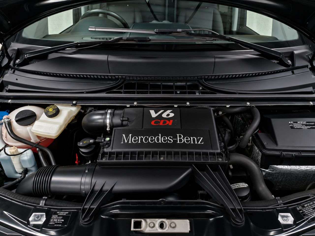 A 2015 MERCEDES-BENZ VIANO 3.0 CDI Ambiente MPV 5dr Diesel Automatic RWD L1 H1 (226 g/km, 224 bhp) EX A 2015 MERCEDES-BENZ VIANO 3.0 CDI Ambiente MPV 5dr Diesel Automatic RWD L1 H1 (226 g/km, 224 bhp) EX