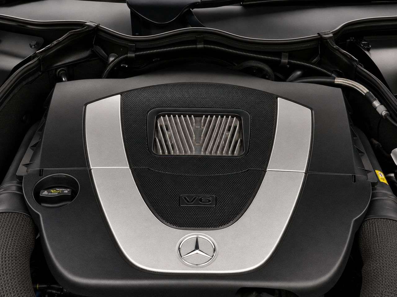 A 2006 MERCEDES-BENZ C-CLASS 2.5 C230 SE Coupe 2dr Petrol 7G-Tronic (222 g/km, 204 bhp) VERY SPECIAL | 1 A 2006 MERCEDES-BENZ C-CLASS 2.5 C230 SE Coupe 2dr Petrol 7G-Tronic (222 g/km, 204 bhp) VERY SPECIAL | 1