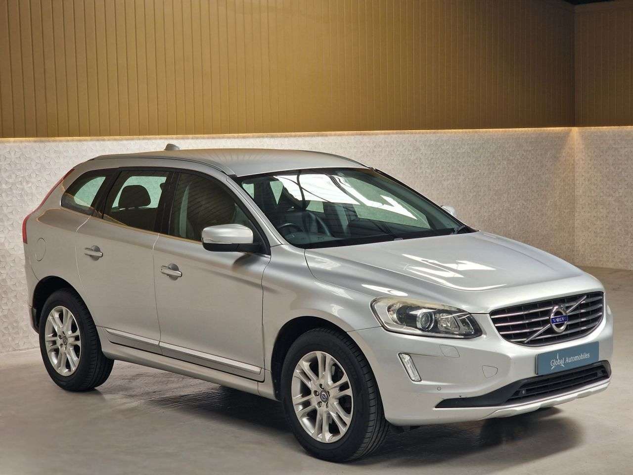 2013 VOLVO XC60 2013 VOLVO XC60