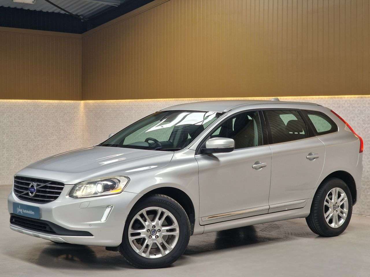 2013 VOLVO XC60 2013 VOLVO XC60