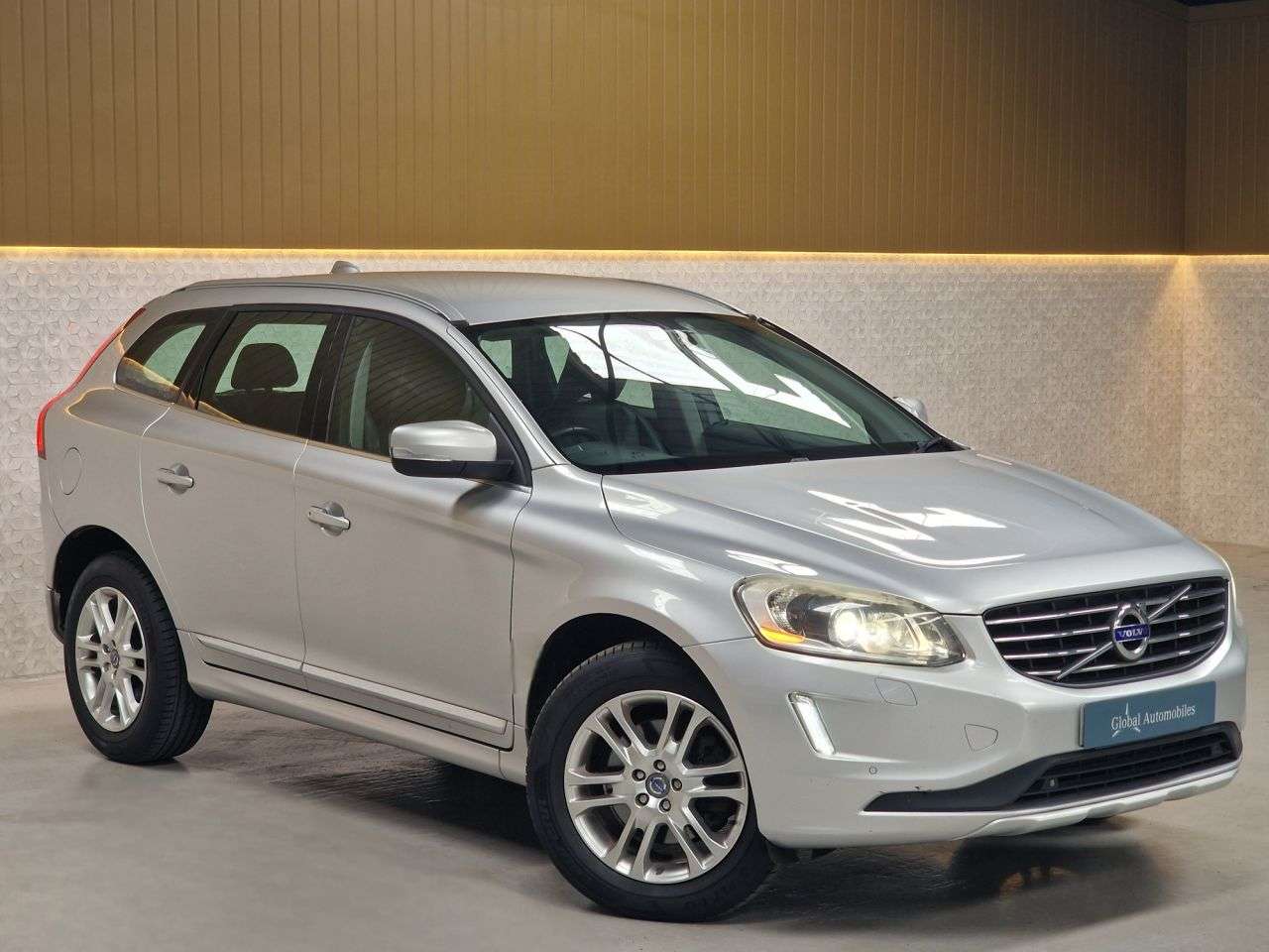 2013 VOLVO XC60 2013 VOLVO XC60