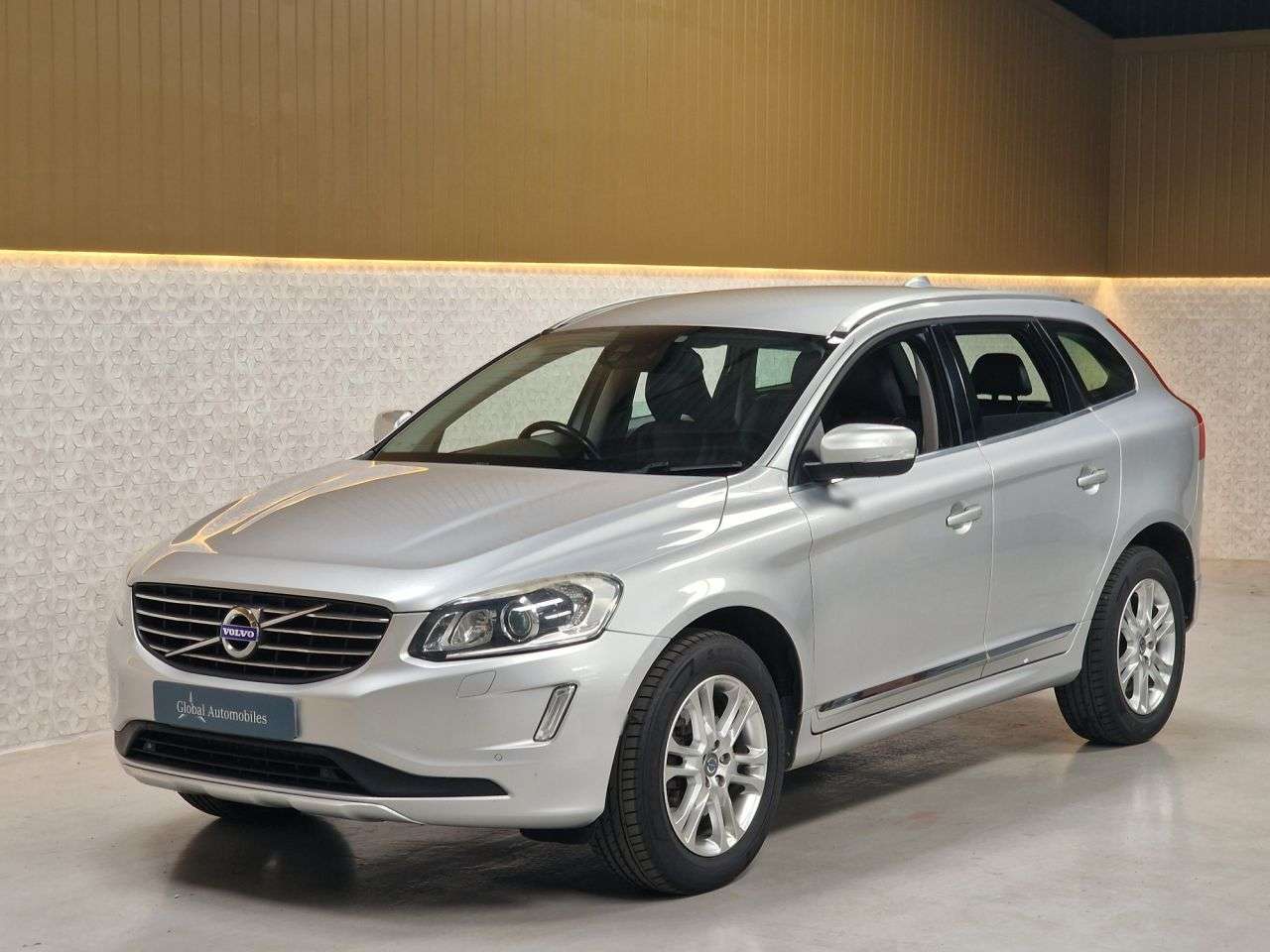 2013 VOLVO XC60 2013 VOLVO XC60