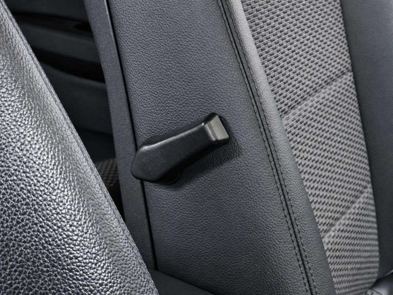 2010 MERCEDES-BENZ A-CLASS 2010 MERCEDES-BENZ A-CLASS