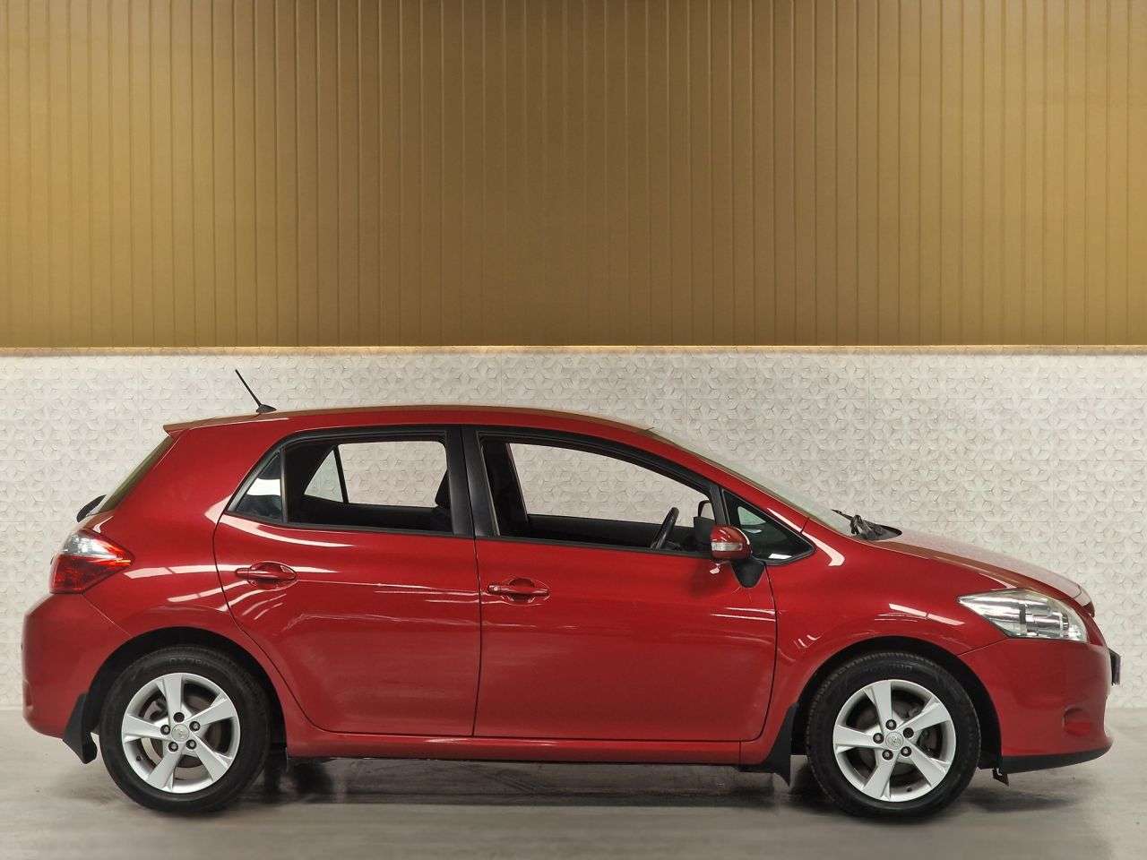 2011 TOYOTA AURIS 2011 TOYOTA AURIS
