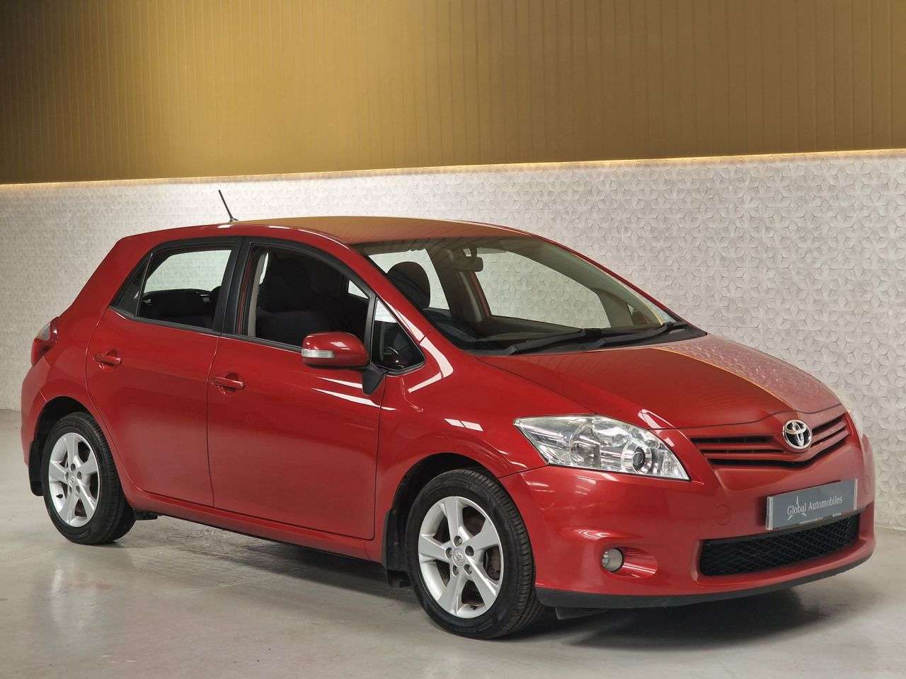 2011 TOYOTA AURIS 2011 TOYOTA AURIS