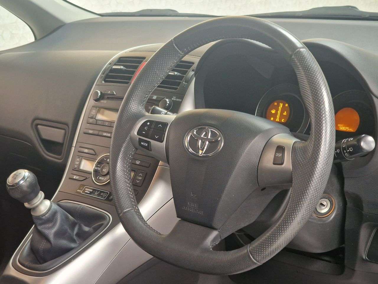 2011 TOYOTA AURIS 2011 TOYOTA AURIS