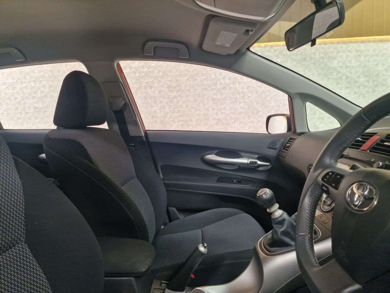 2011 TOYOTA AURIS 2011 TOYOTA AURIS