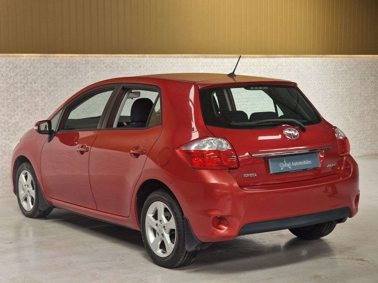 2011 TOYOTA AURIS 2011 TOYOTA AURIS