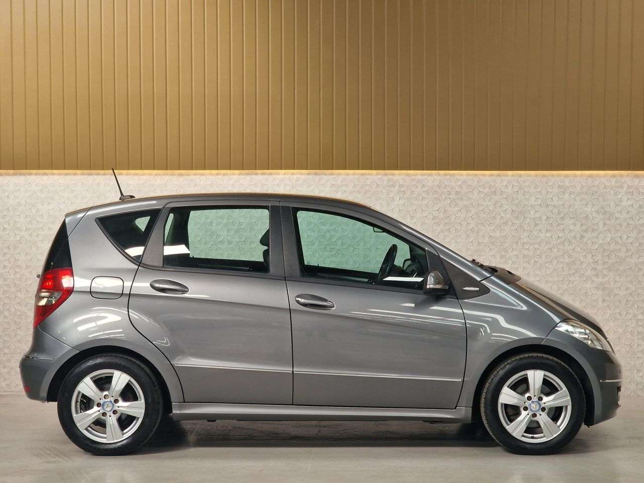 2012 MERCEDES-BENZ A-CLASS 2012 MERCEDES-BENZ A-CLASS
