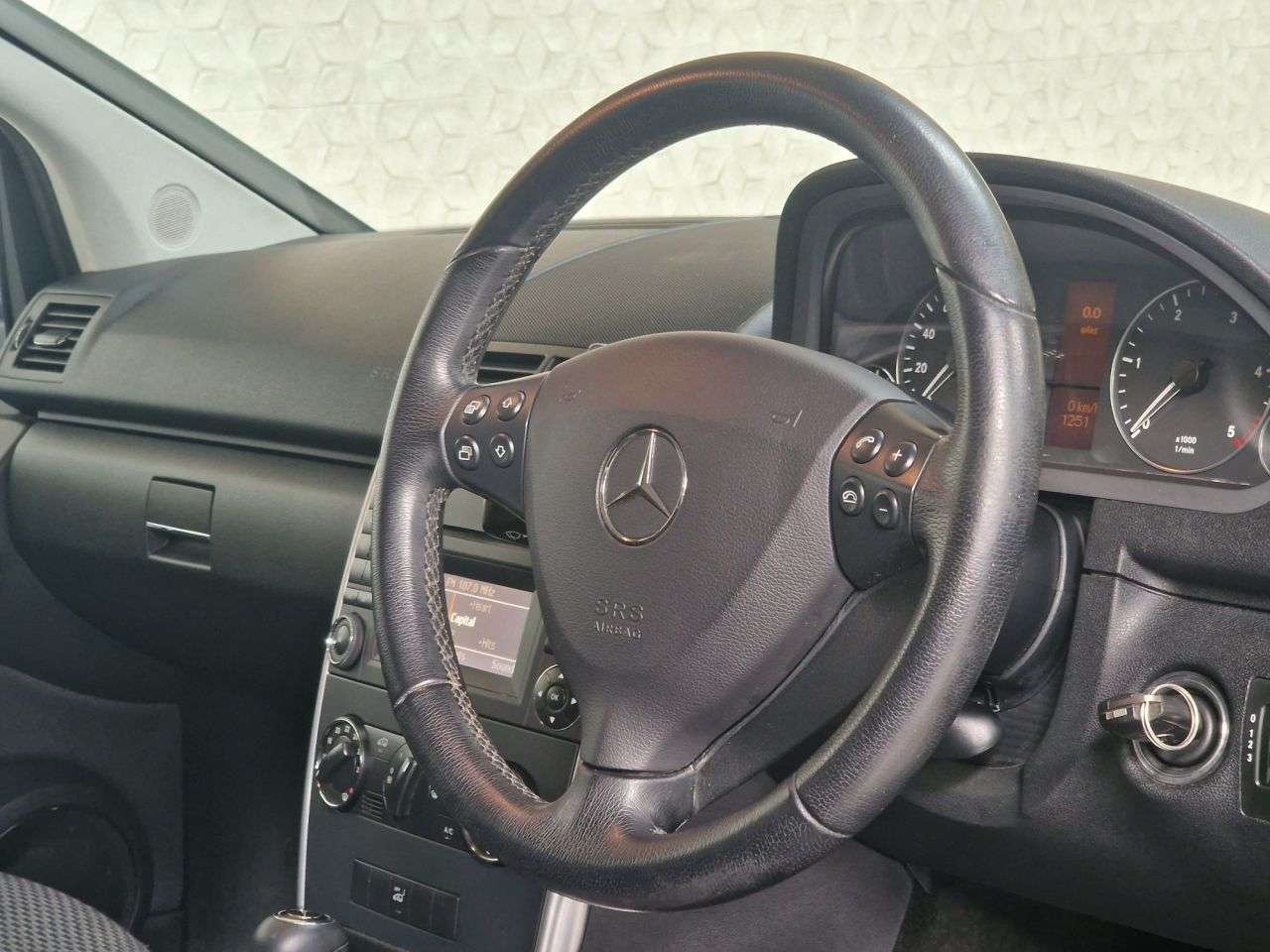 2012 MERCEDES-BENZ A-CLASS 2012 MERCEDES-BENZ A-CLASS
