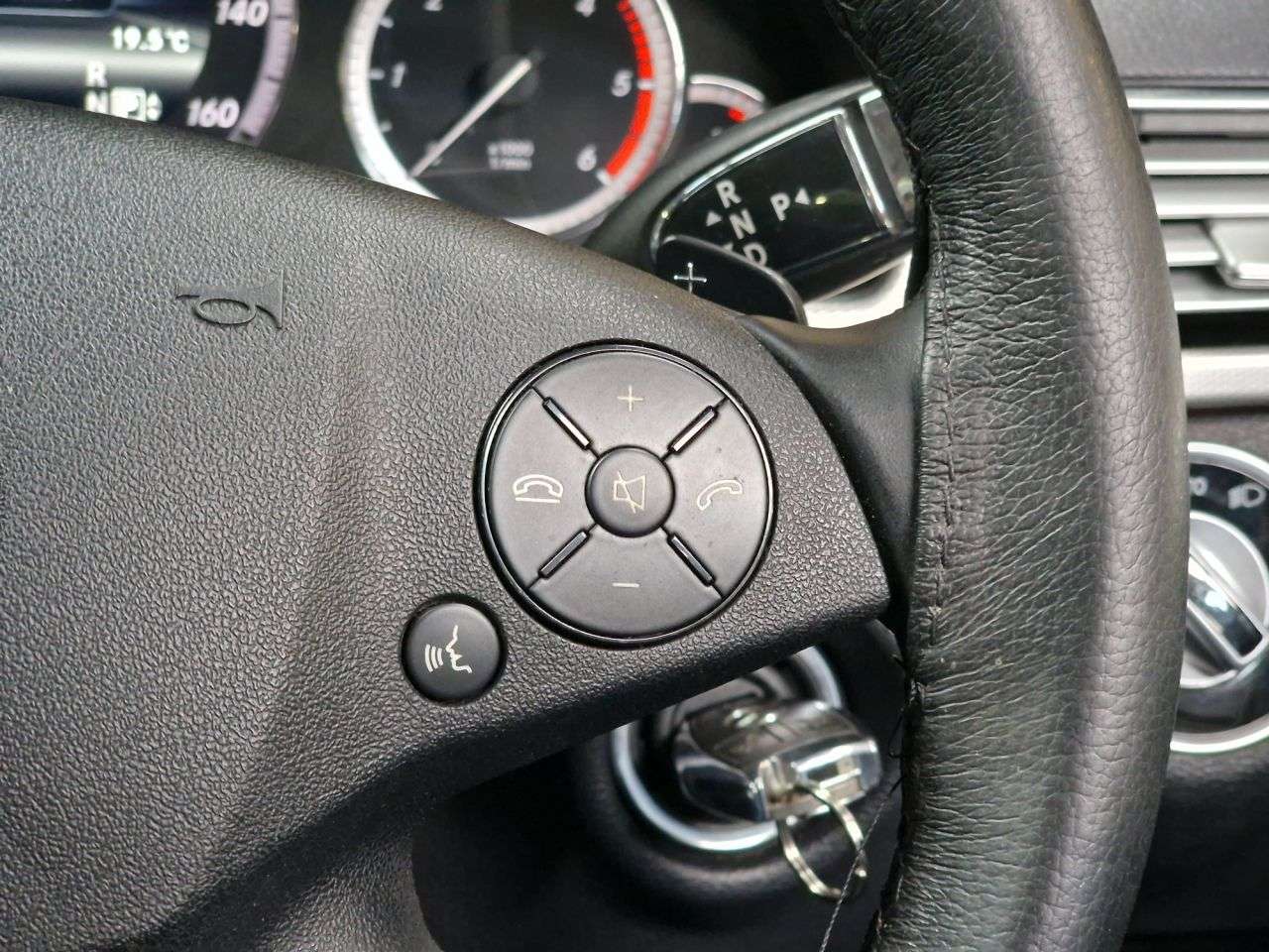 2012 MERCEDES-BENZ E-CLASS 2012 MERCEDES-BENZ E-CLASS