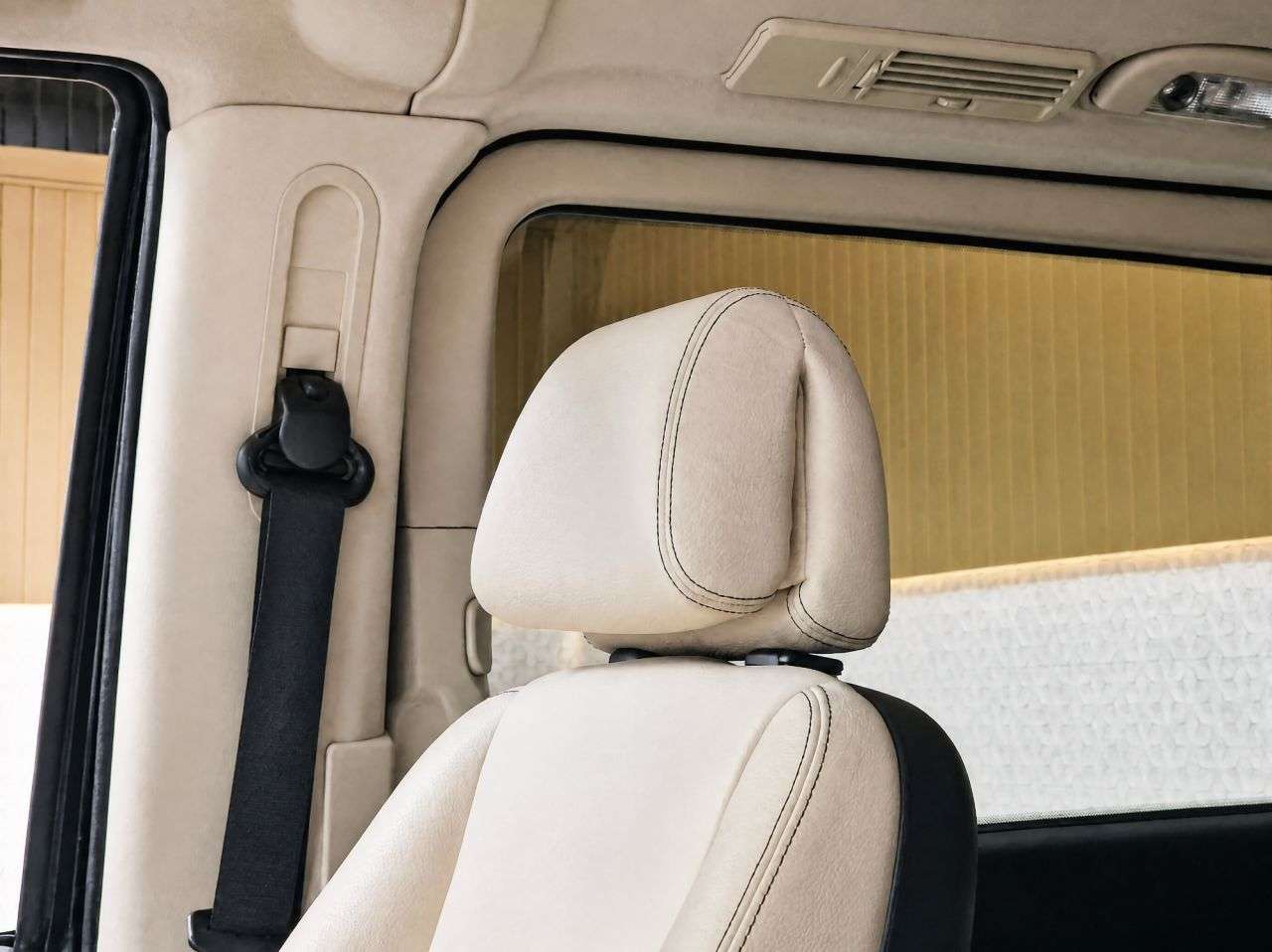A 2014 MERCEDES-BENZ VIANO 3.0 CDI Avantgarde MPV 5dr Diesel Automatic RWD L1 H1 (226 g/km, 224 bhp) F A 2014 MERCEDES-BENZ VIANO 3.0 CDI Avantgarde MPV 5dr Diesel Automatic RWD L1 H1 (226 g/km, 224 bhp) F