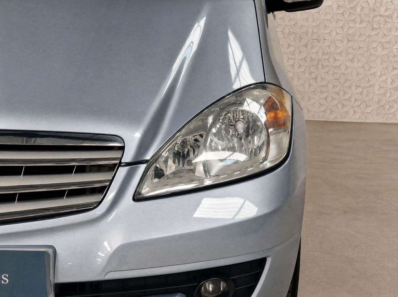 2011 MERCEDES-BENZ A CLASS 2011 MERCEDES-BENZ A CLASS