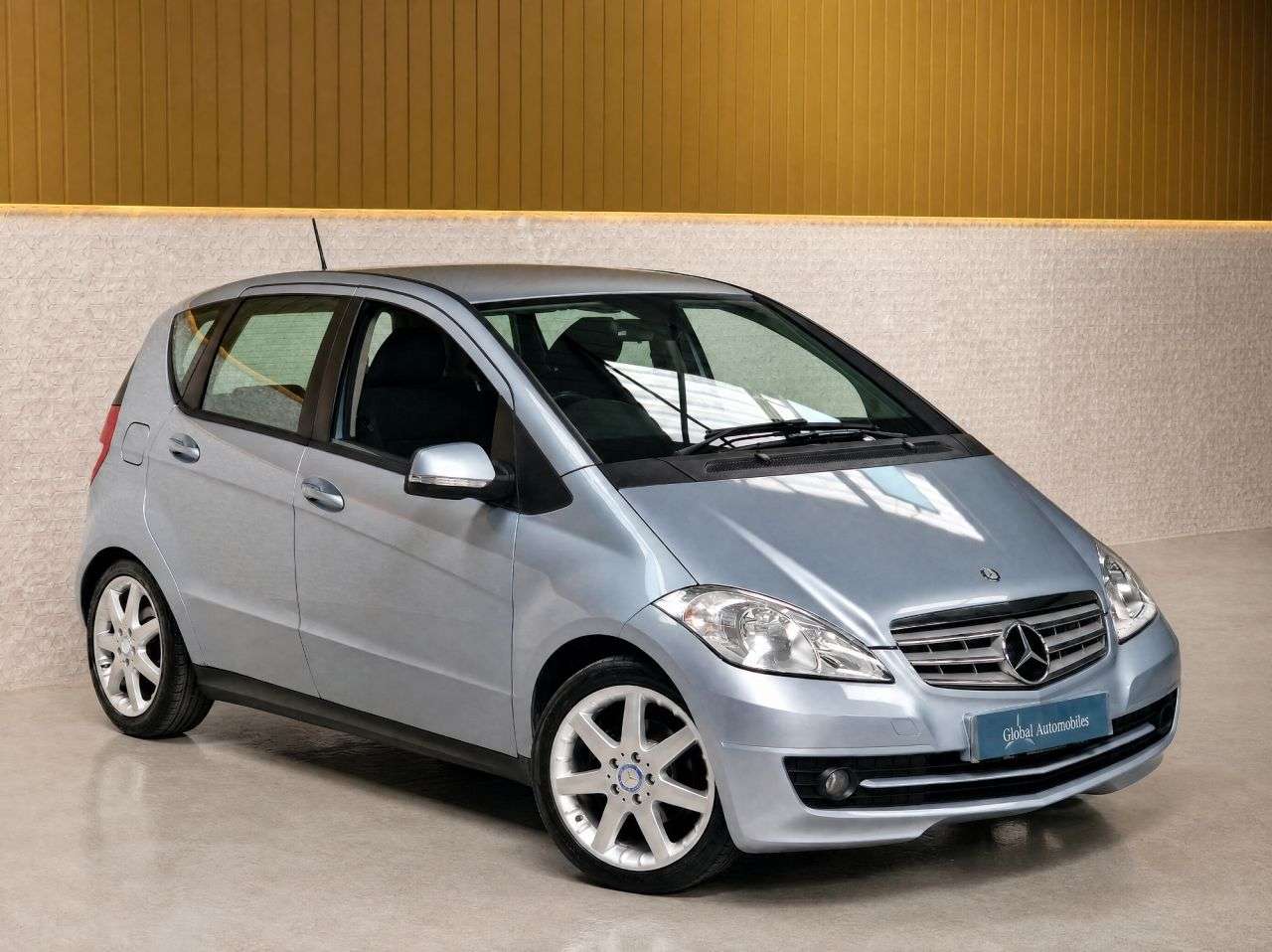 2011 MERCEDES-BENZ A CLASS 2011 MERCEDES-BENZ A CLASS