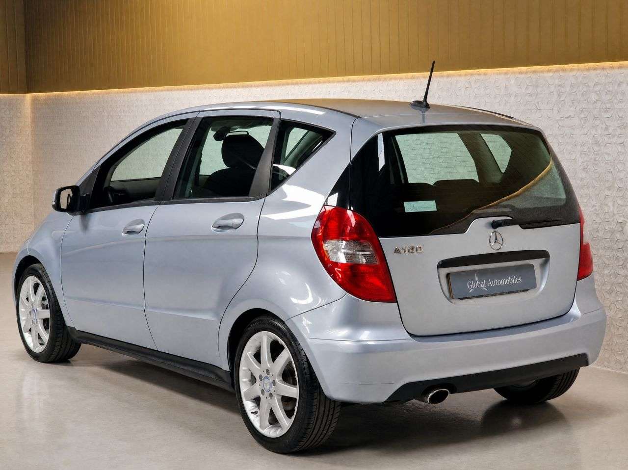 2011 MERCEDES-BENZ A CLASS 2011 MERCEDES-BENZ A CLASS