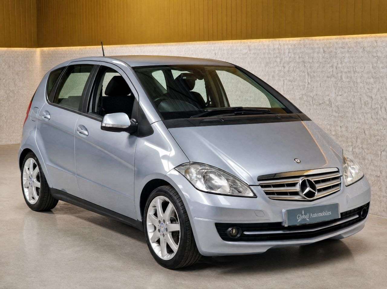 2011 MERCEDES-BENZ A CLASS 2011 MERCEDES-BENZ A CLASS