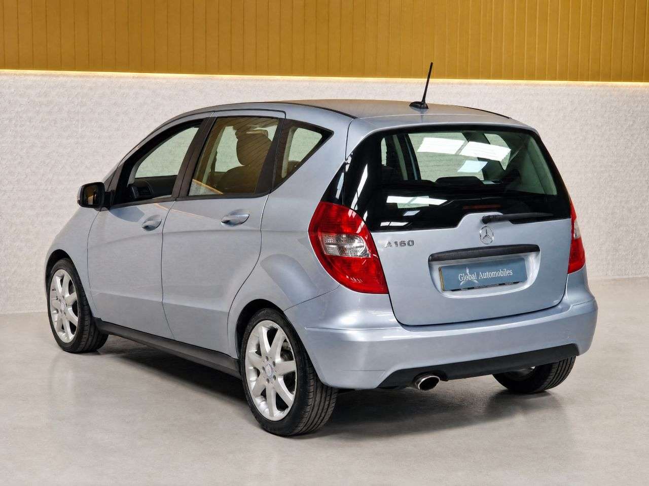 2011 MERCEDES-BENZ A CLASS 2011 MERCEDES-BENZ A CLASS