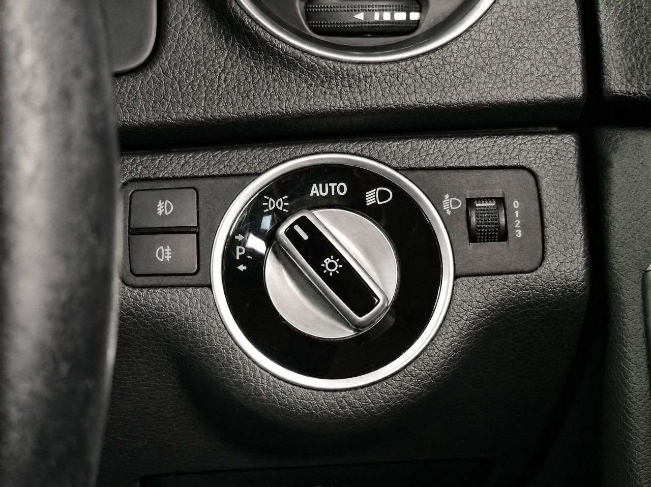 2012 MERCEDES-BENZ C-CLASS 2012 MERCEDES-BENZ C-CLASS