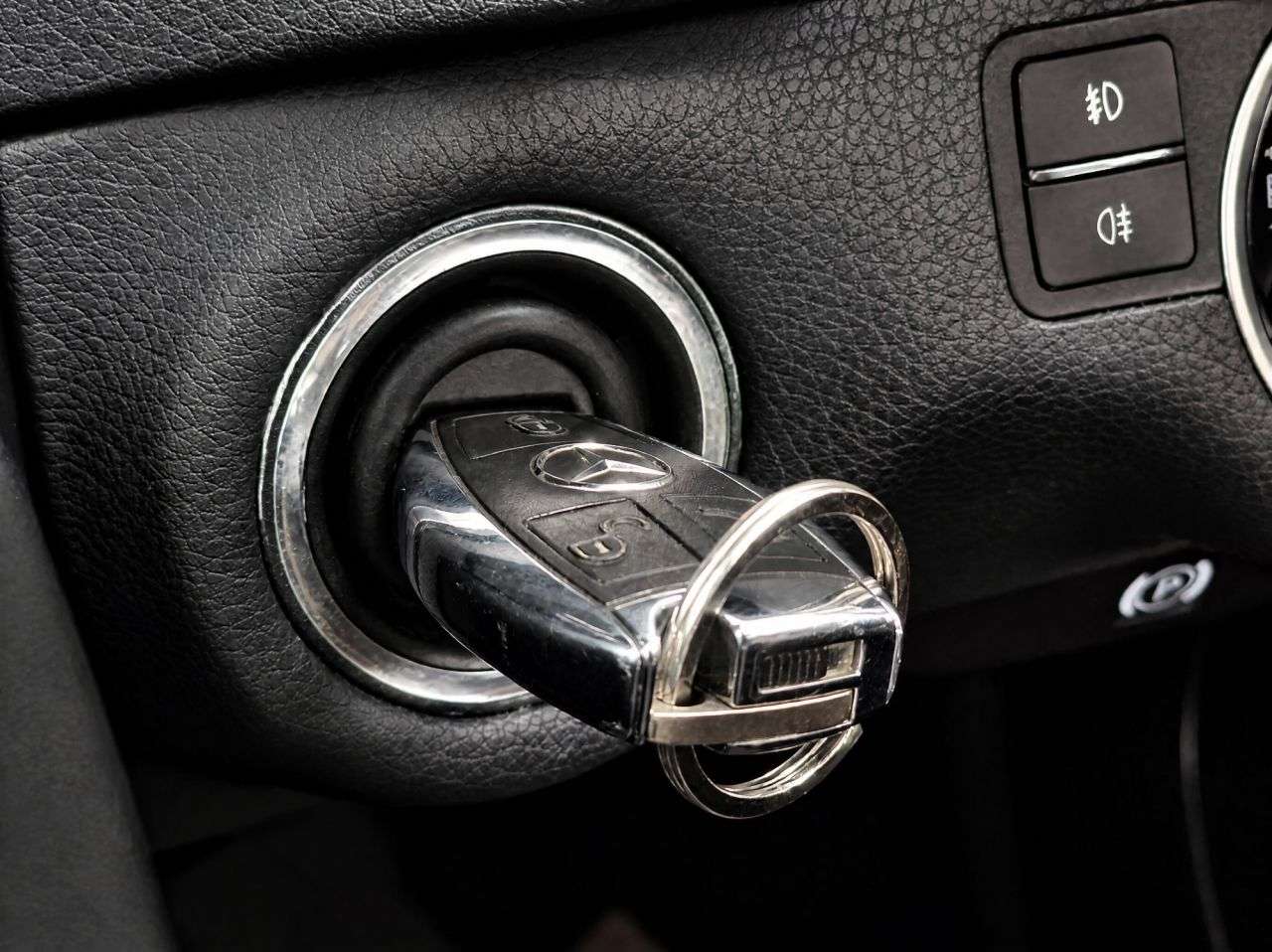 2012 MERCEDES-BENZ C-CLASS 2012 MERCEDES-BENZ C-CLASS