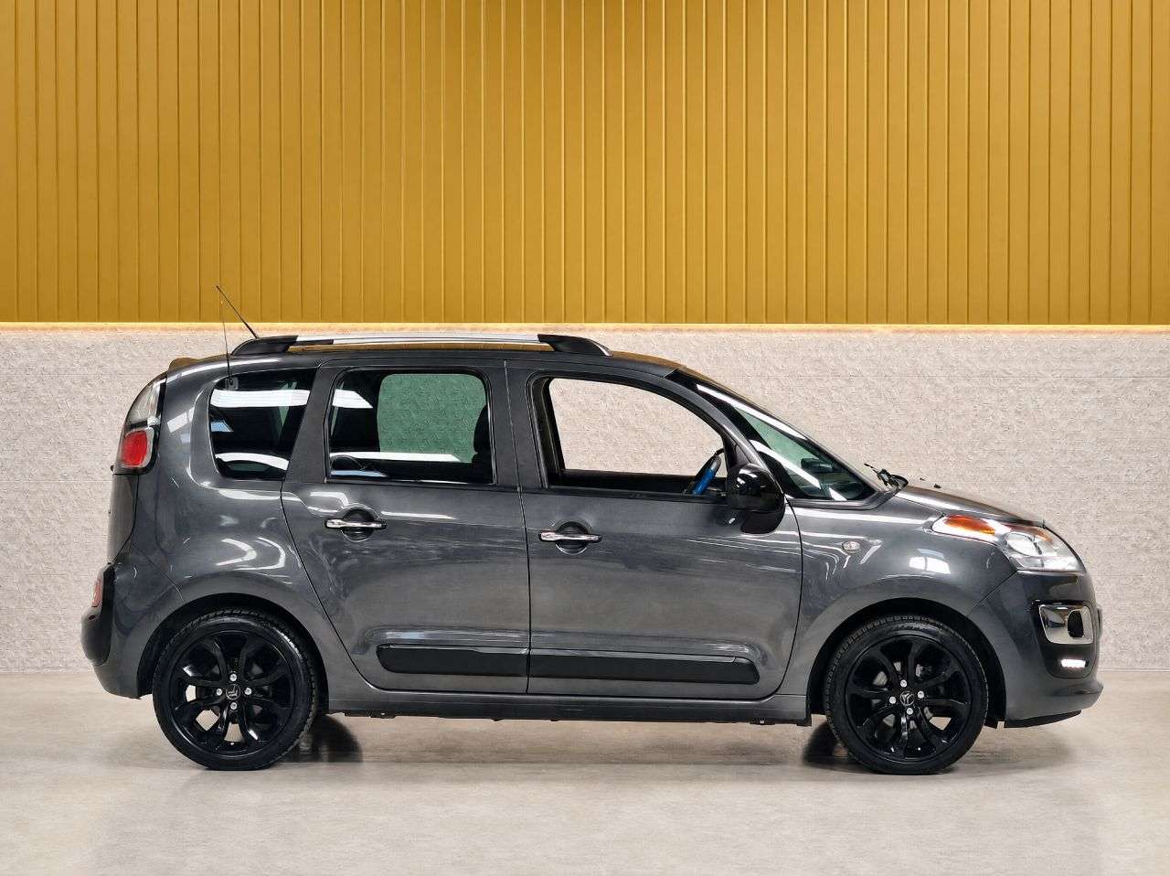 2017 CITROEN C3 PICASSO 2017 CITROEN C3 PICASSO