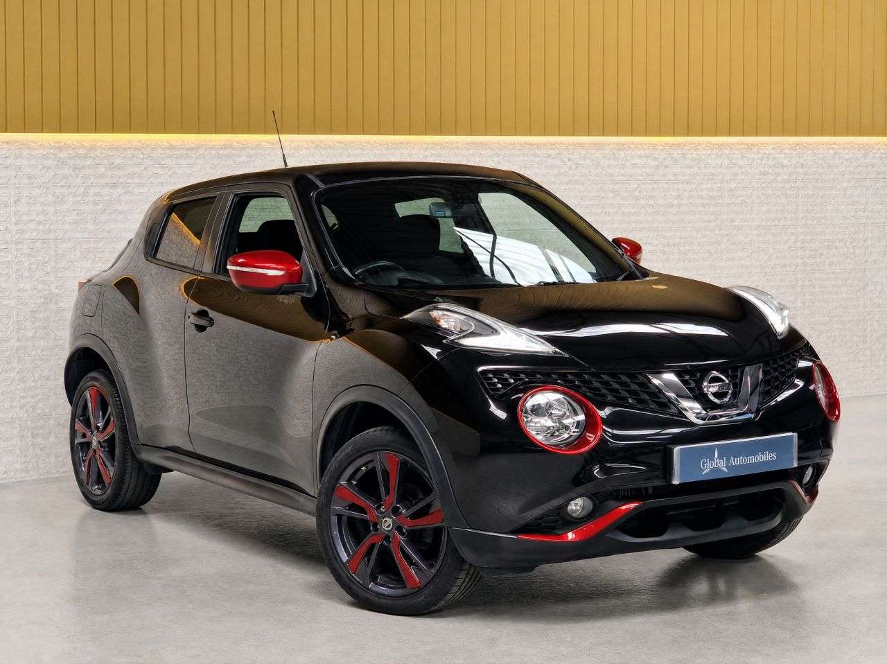 2015 NISSAN JUKE 2015 NISSAN JUKE