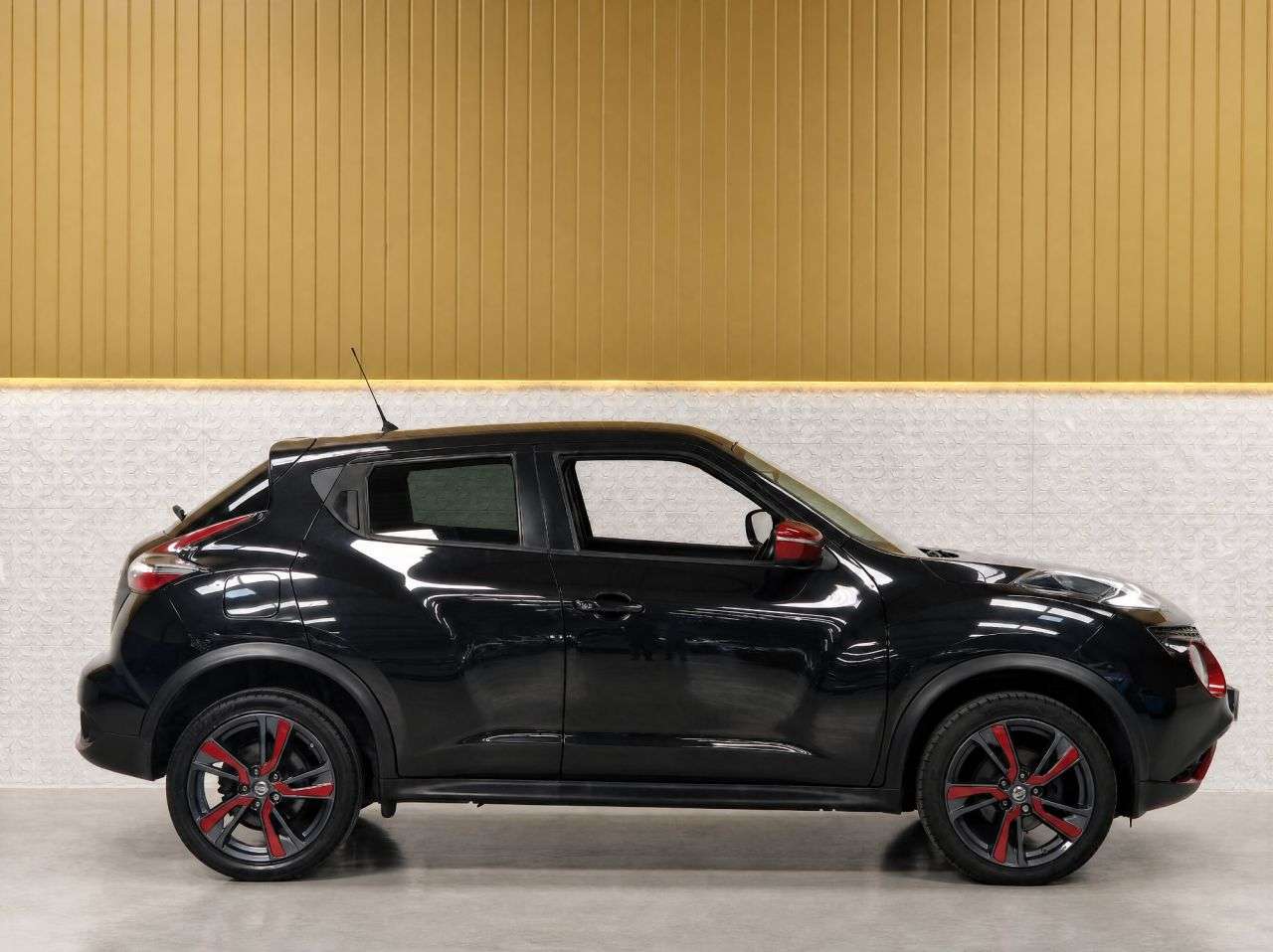 2015 NISSAN JUKE 2015 NISSAN JUKE