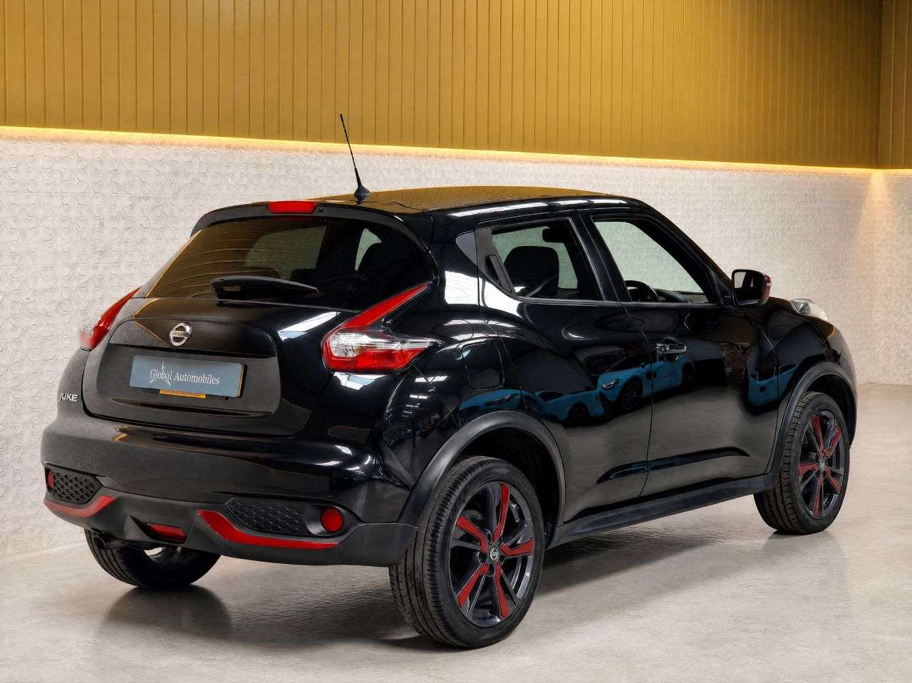 2015 NISSAN JUKE 2015 NISSAN JUKE