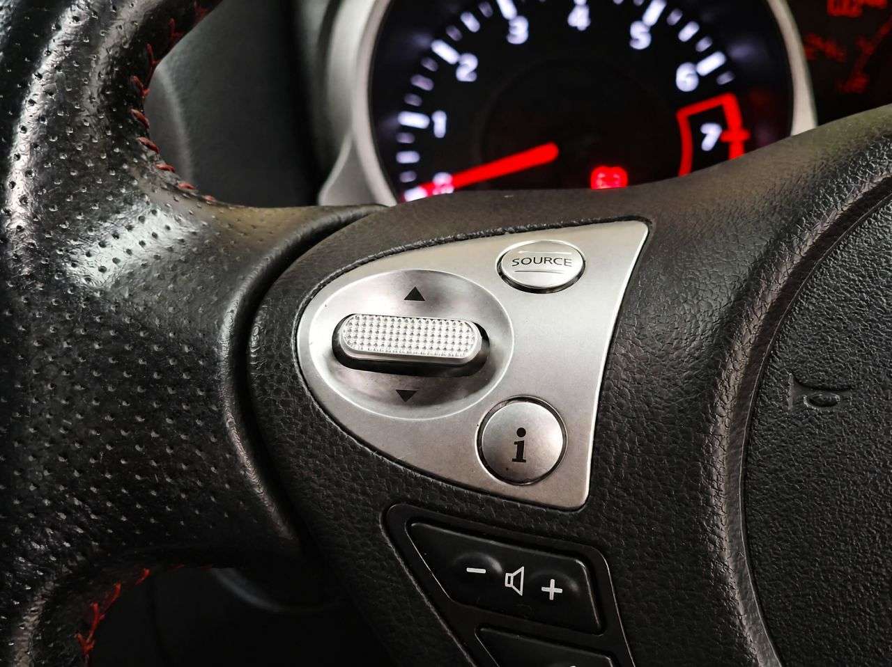 2015 NISSAN JUKE 2015 NISSAN JUKE