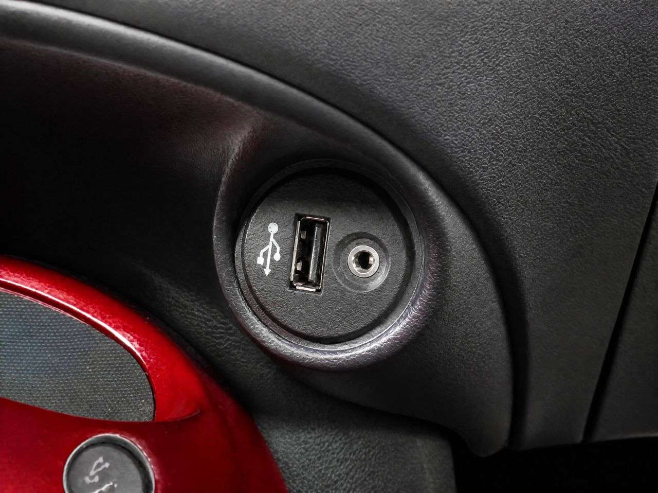 2015 NISSAN JUKE 2015 NISSAN JUKE