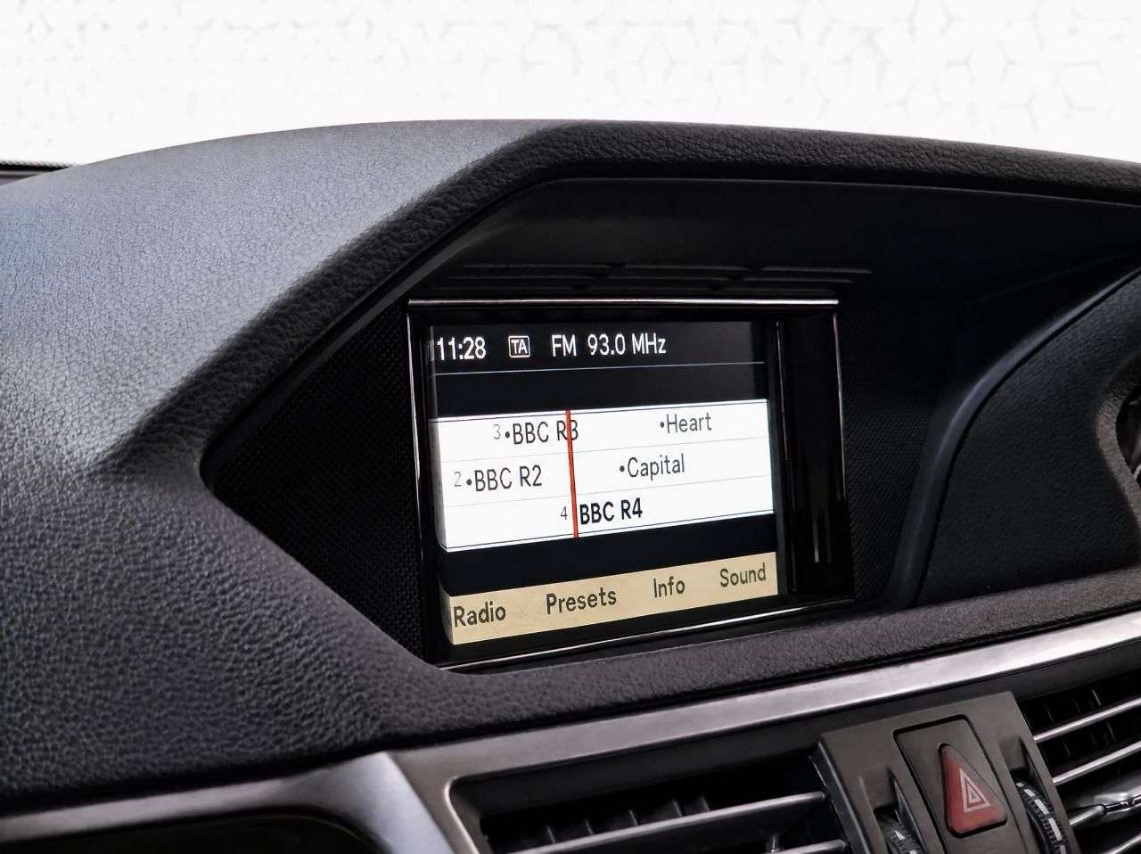 2011 MERCEDES-BENZ E CLASS 2011 MERCEDES-BENZ E CLASS