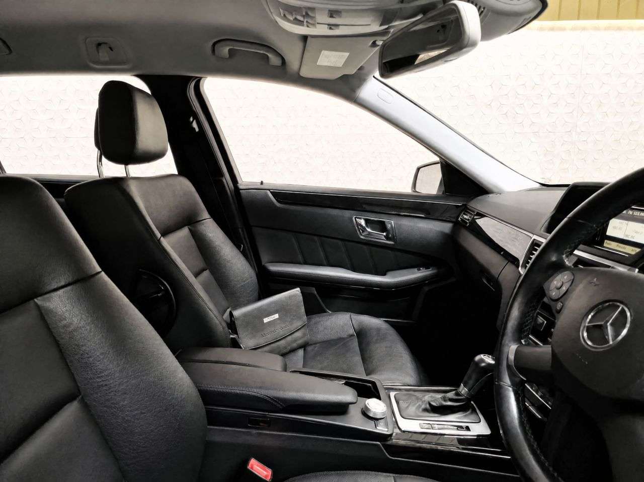 2011 MERCEDES-BENZ E CLASS 2011 MERCEDES-BENZ E CLASS