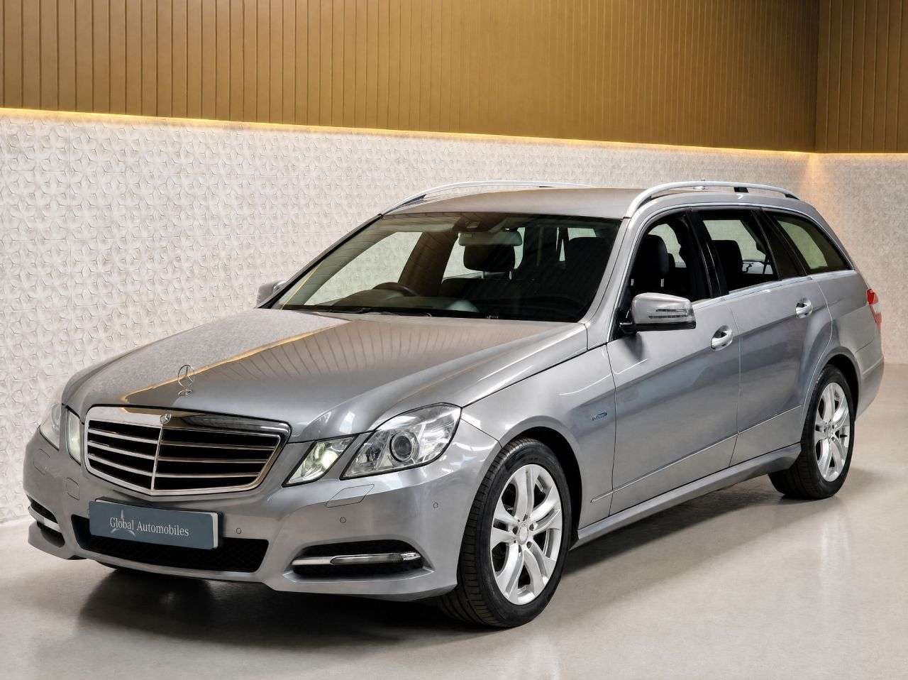2011 MERCEDES-BENZ E CLASS 2011 MERCEDES-BENZ E CLASS