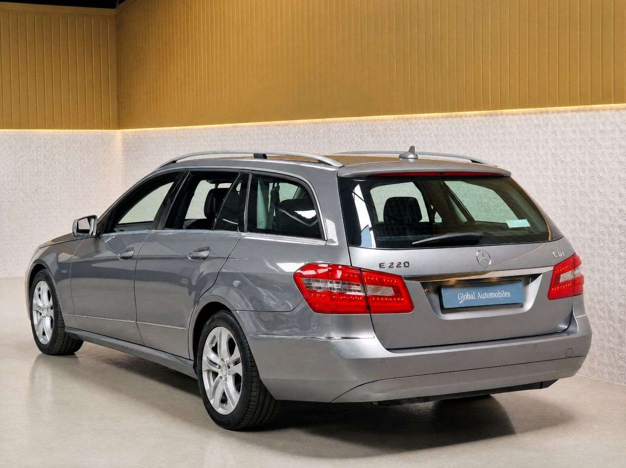 2011 MERCEDES-BENZ E CLASS 2011 MERCEDES-BENZ E CLASS